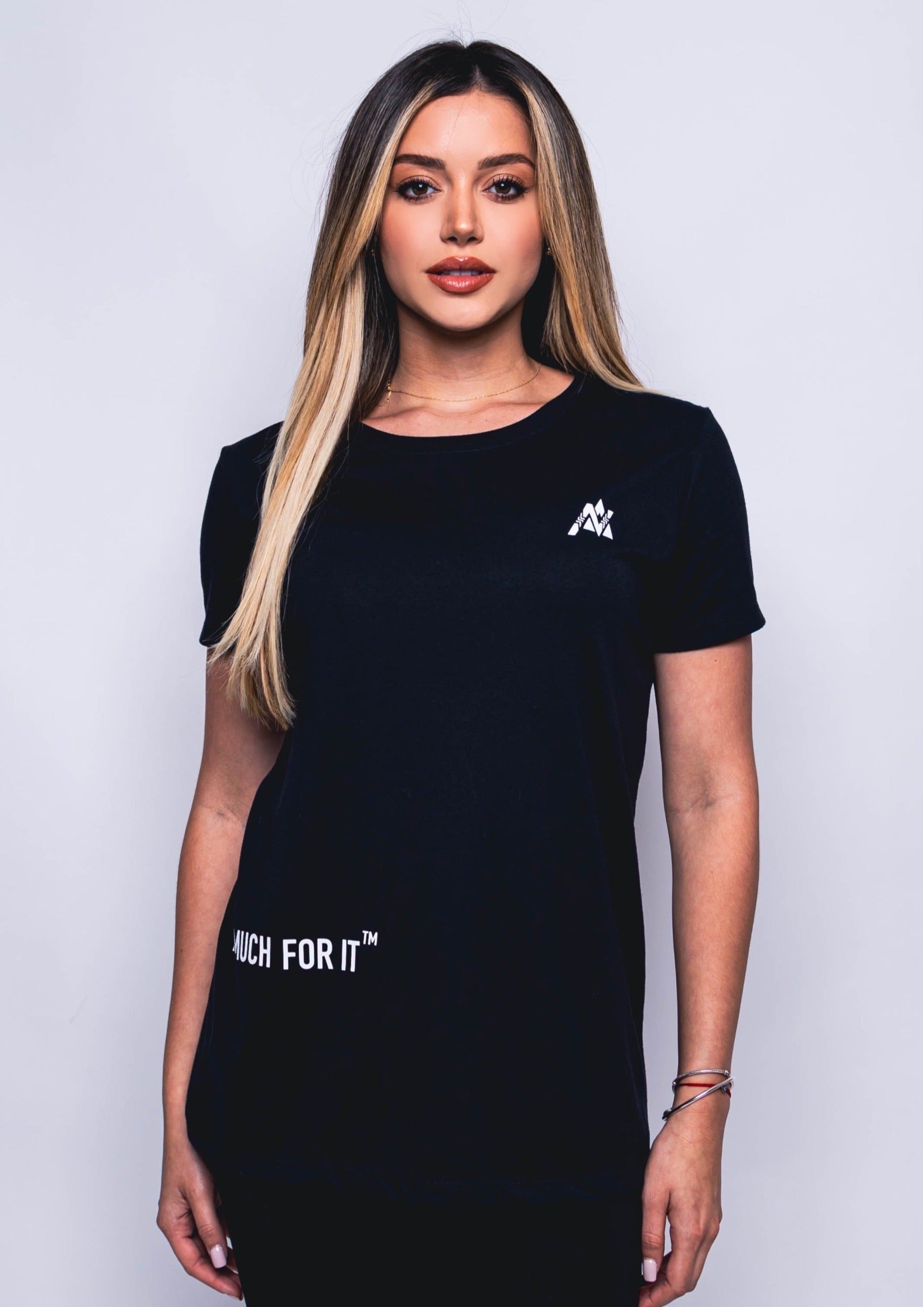 TO MUCH T-SHIRT (BLACK)